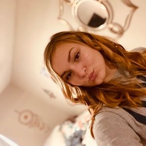 Meet your Posher, Alyssa